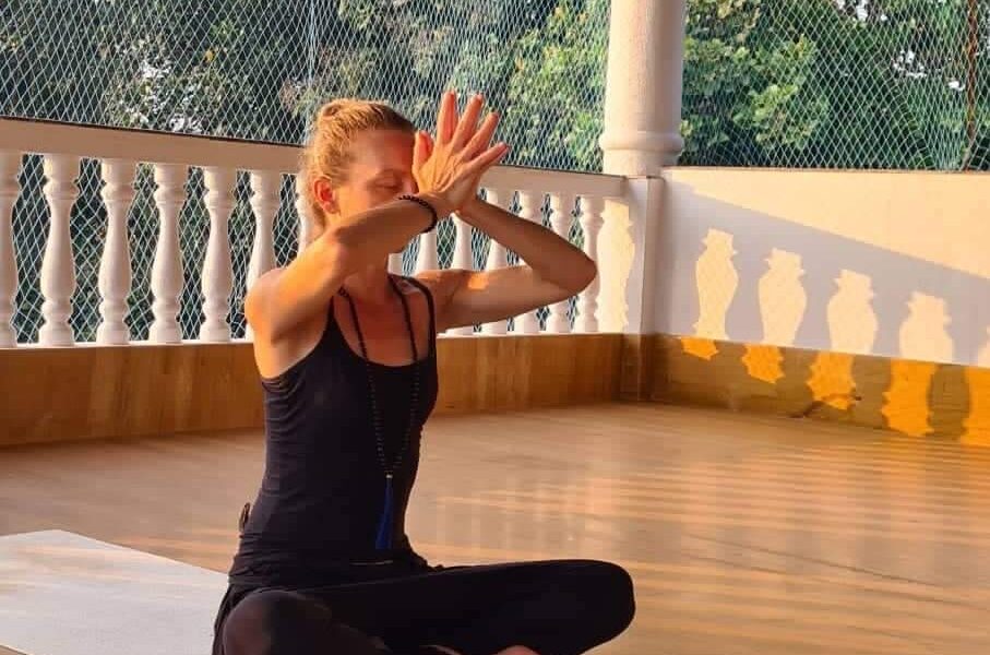 Flow Yoga HOT