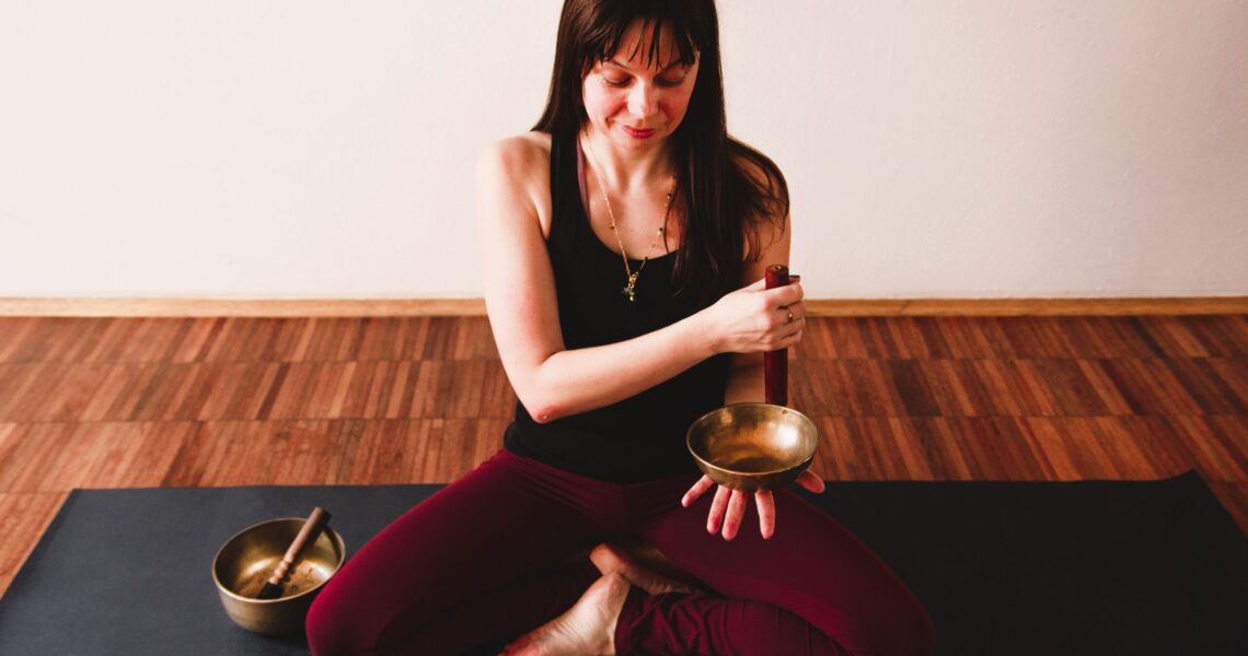 Grounding Slow Flow – EN/CZ