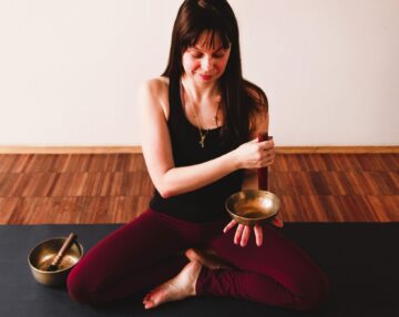 Yoga For Now - EN/CZ Yoga For Now - EN/CZ